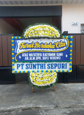 Papan Bunga Duka di Pakel