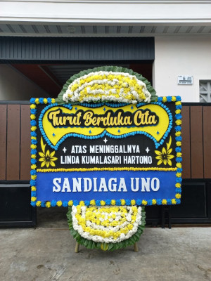 Papan Bunga Duka di Pakel